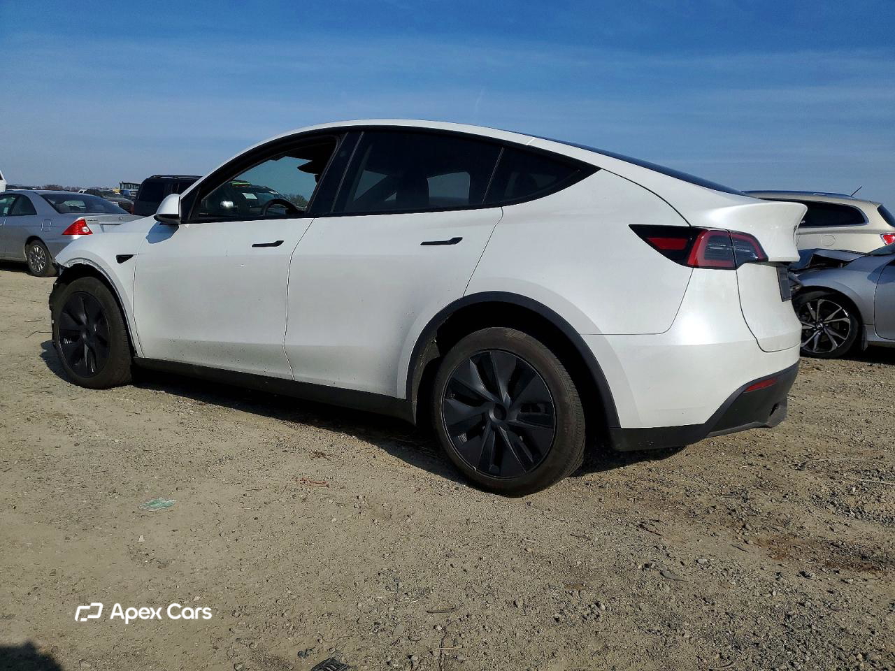 Tesla Model Y 2025