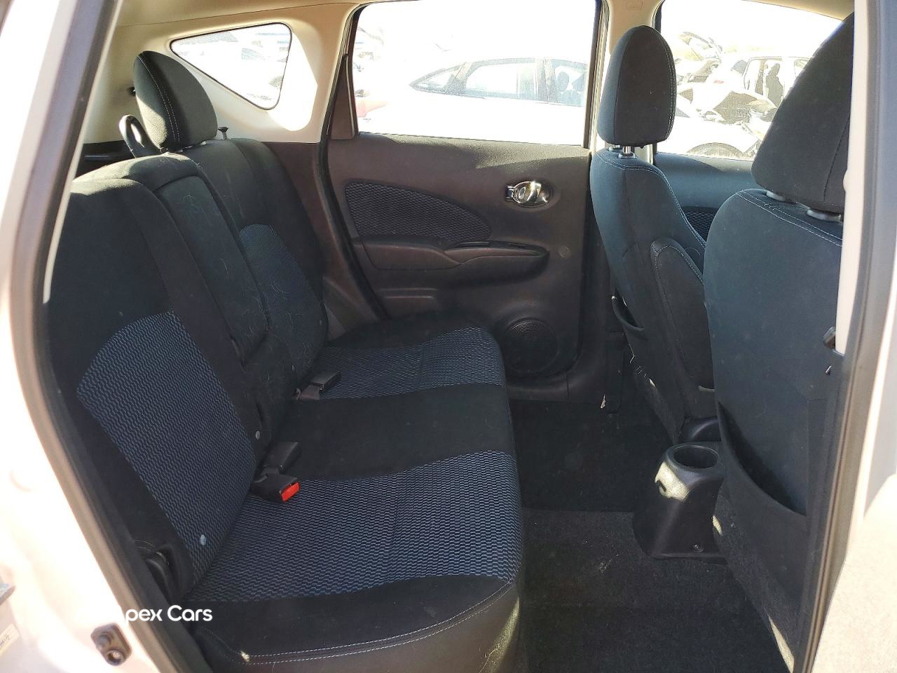 Nissan Versa 2015