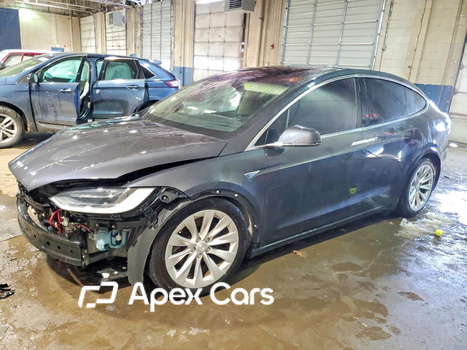 Tesla Model X 2016 - Image 1 of 15