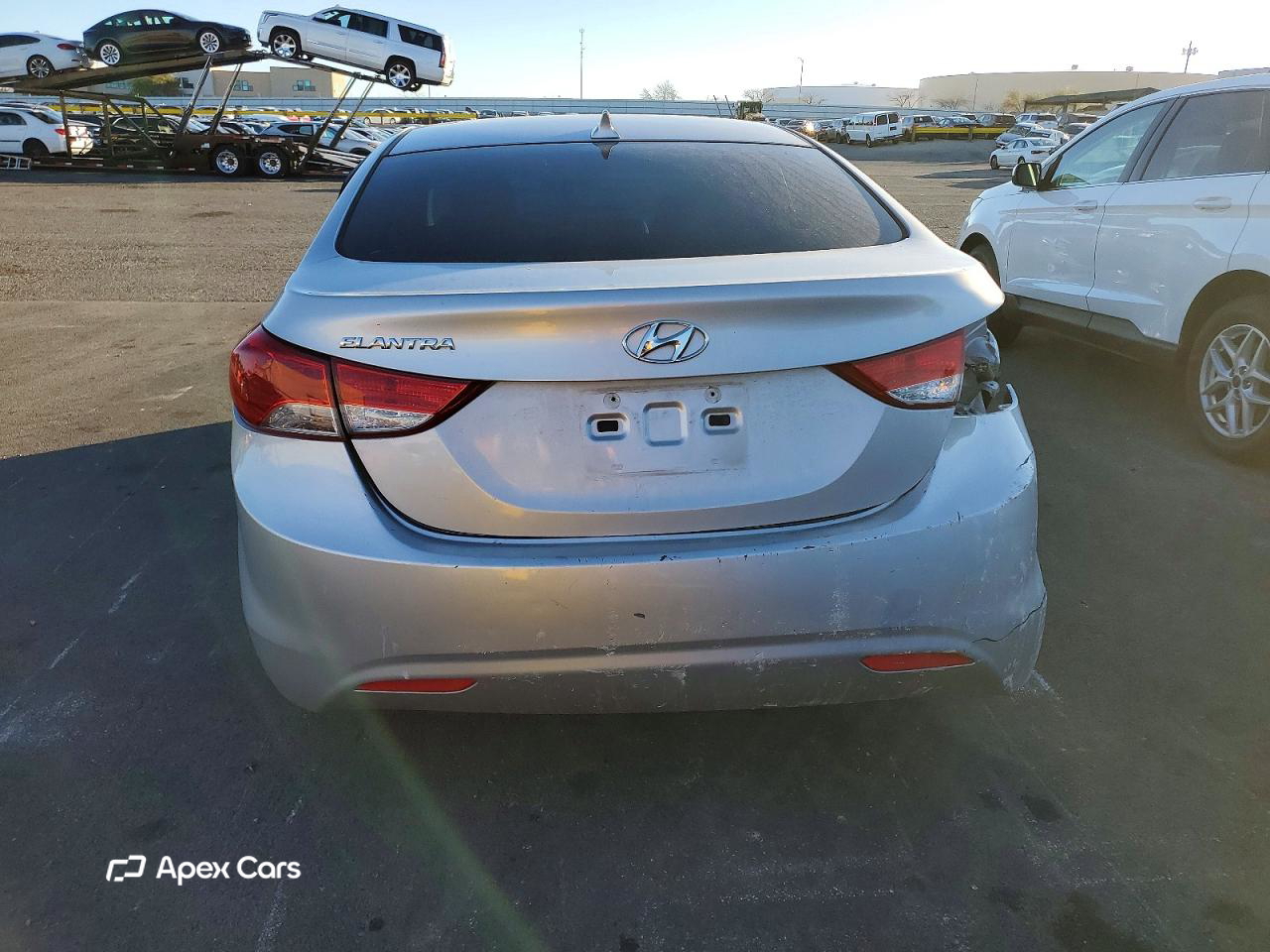 Hyundai Elantra 2012