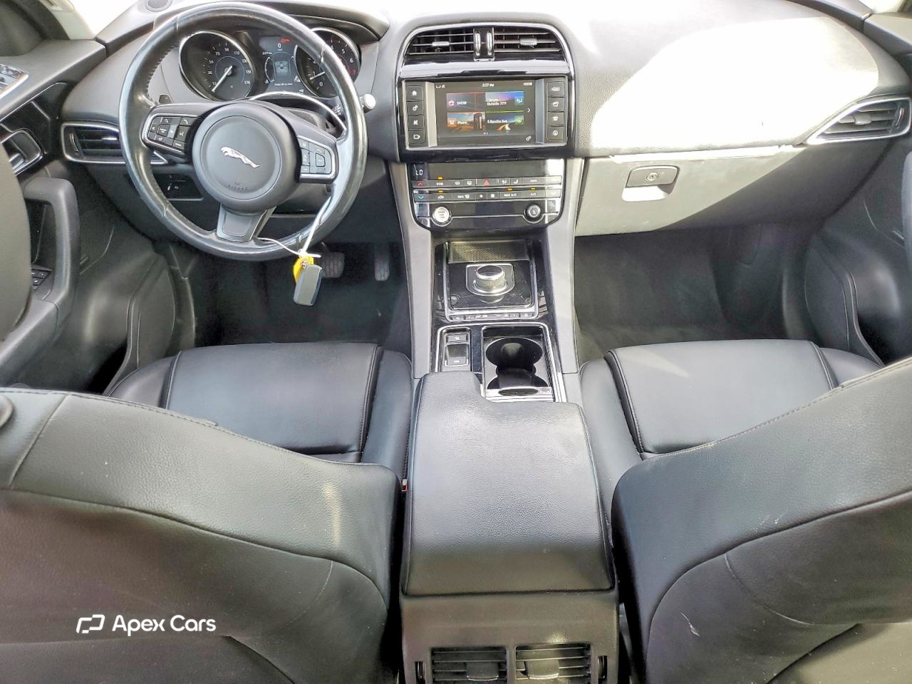 Jaguar F-Pace 2018