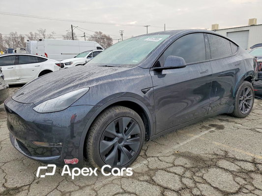 Tesla Model Y 2024 - Image 1 of 15