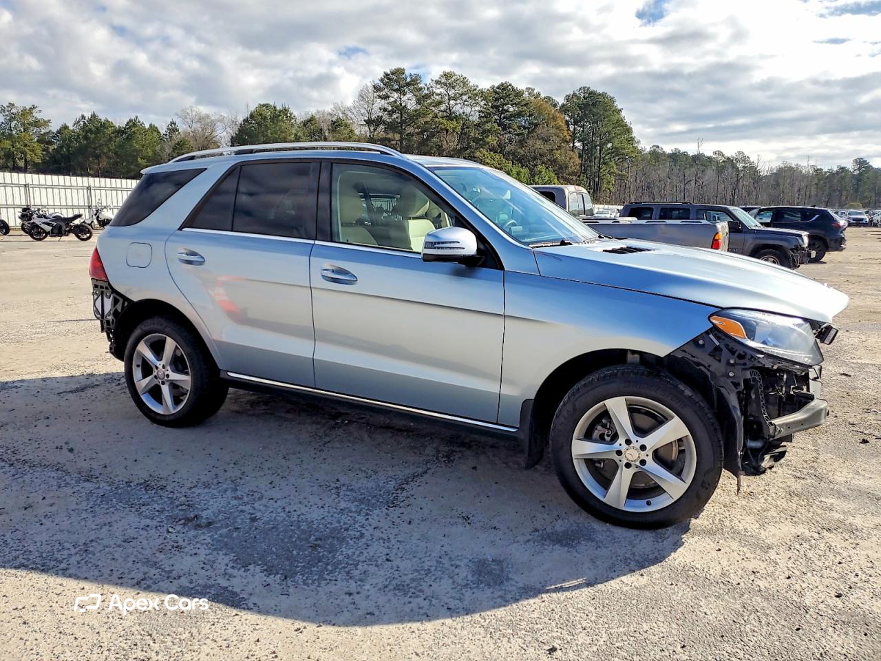 Mercedes-Benz GLE 2016