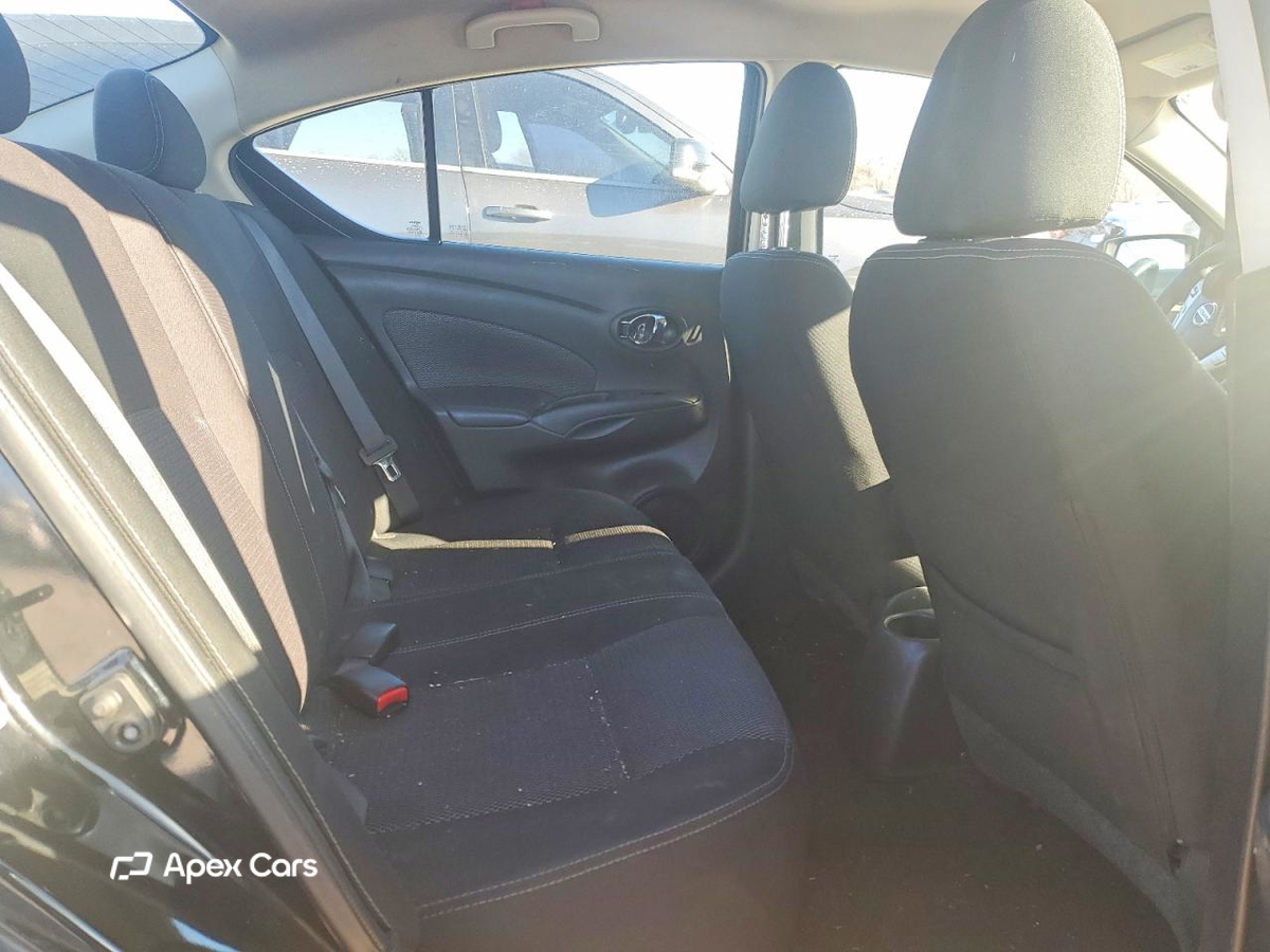 Nissan Versa 2018