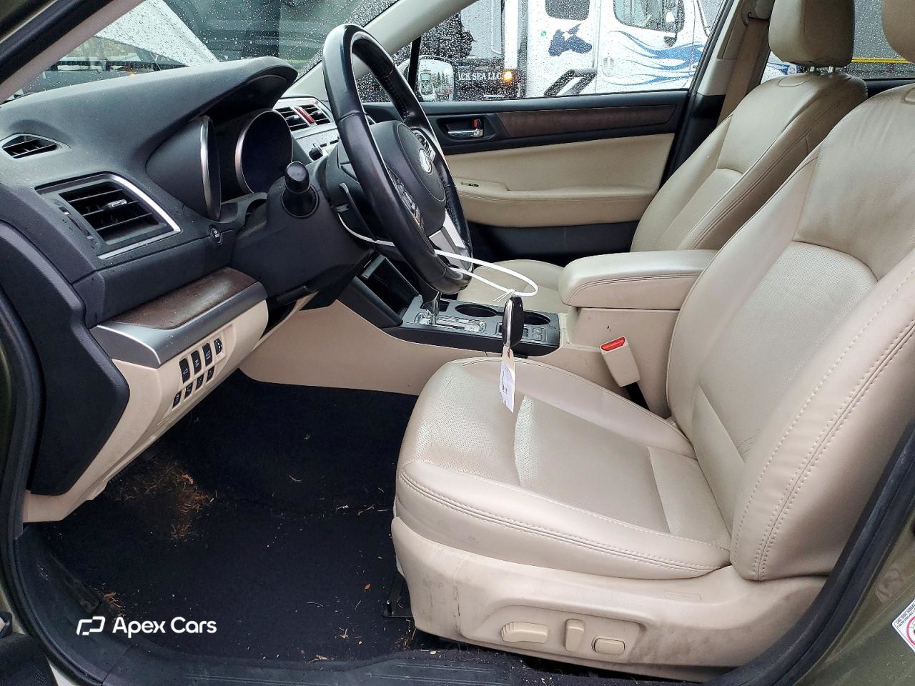 Subaru Outback 2015