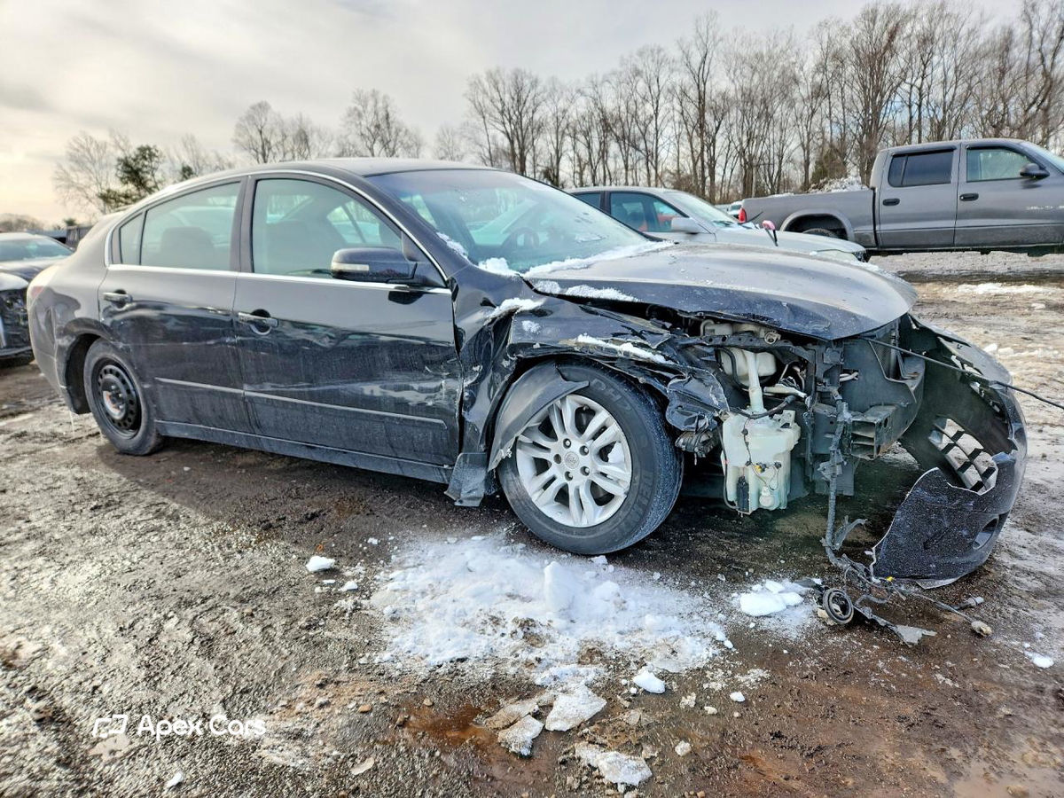 Nissan Altima 2012