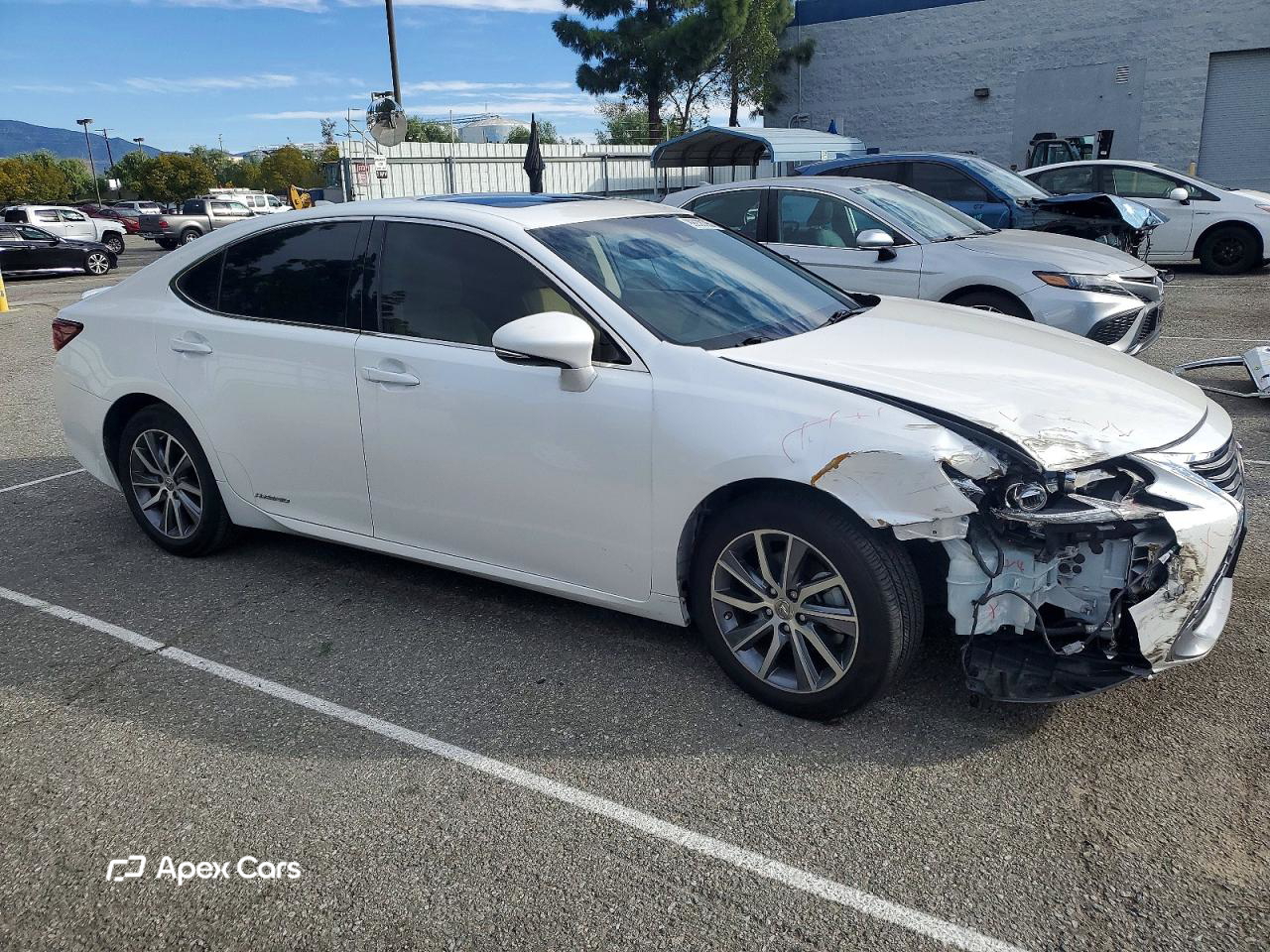 Lexus ES 2016