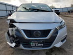 Nissan Versa 2021