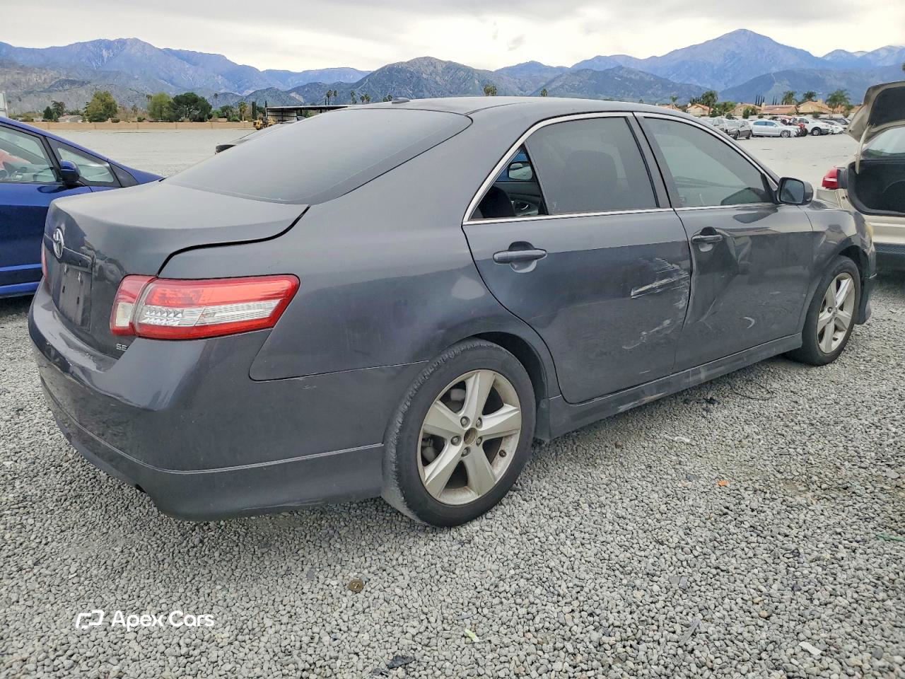 Toyota Camry 2011