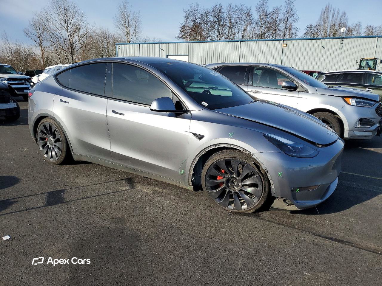 Tesla Model Y 2024