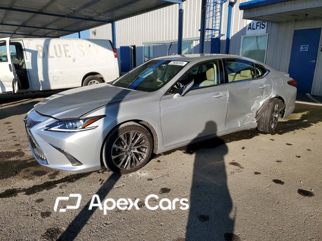 Lexus ES 2019 - Image 1 of 13