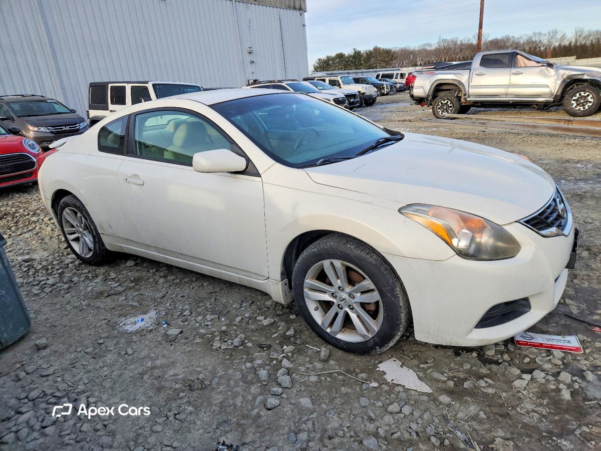Nissan Altima 2012