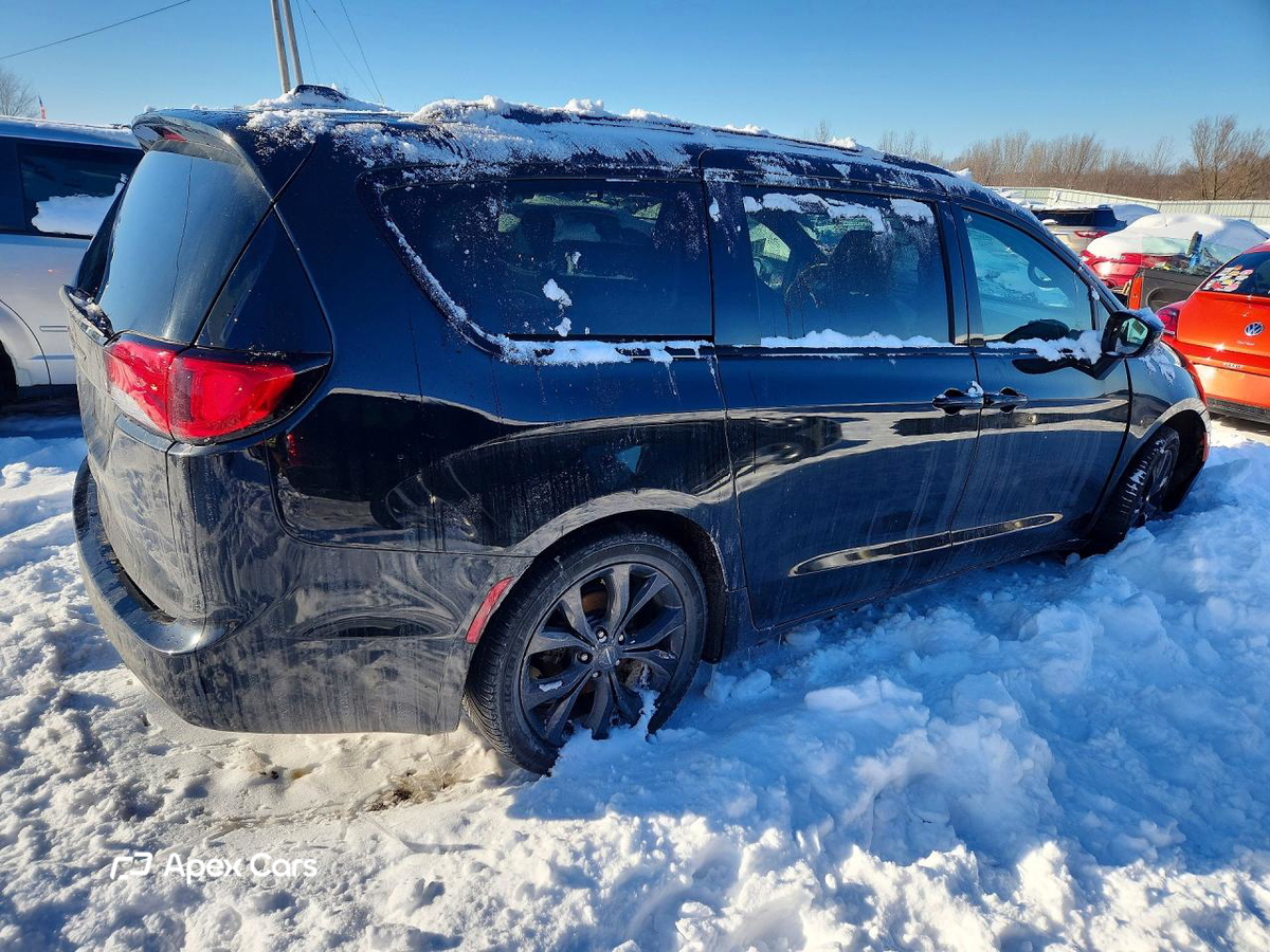 Chrysler Pacifica 2019