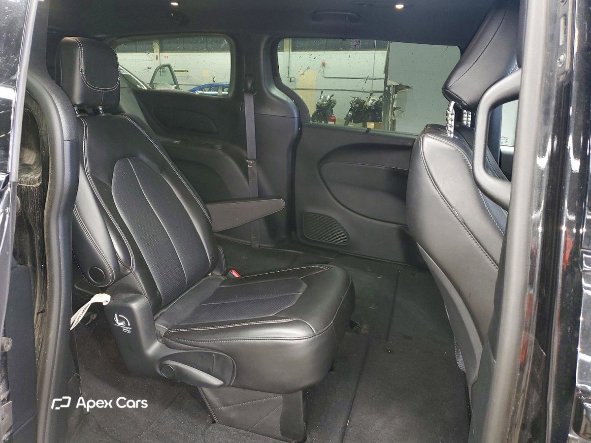 Chrysler Pacifica 2023