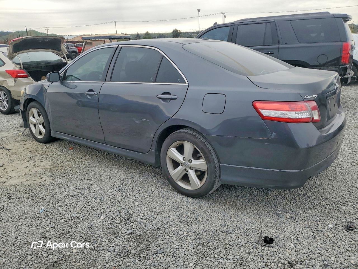 Toyota Camry 2011