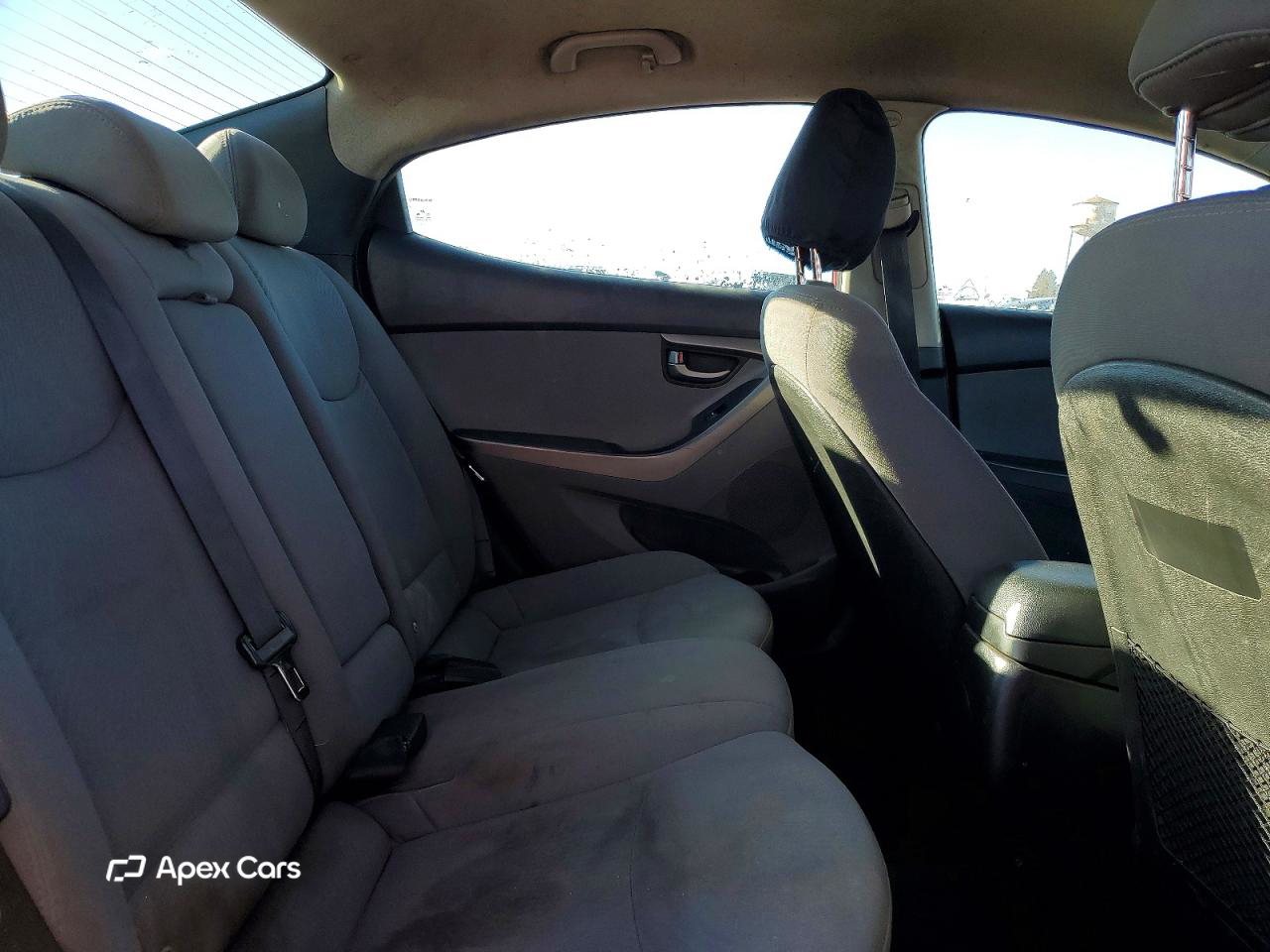 Hyundai Elantra 2015