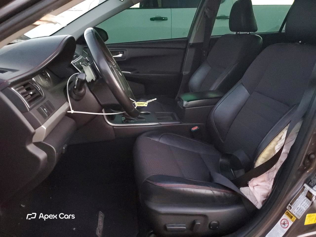 Toyota Camry 2016