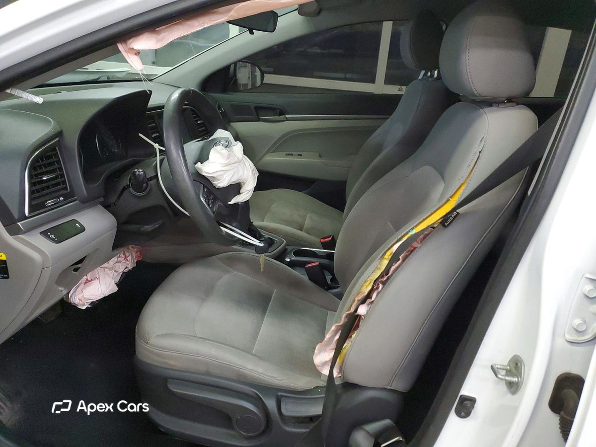 Hyundai Elantra 2017