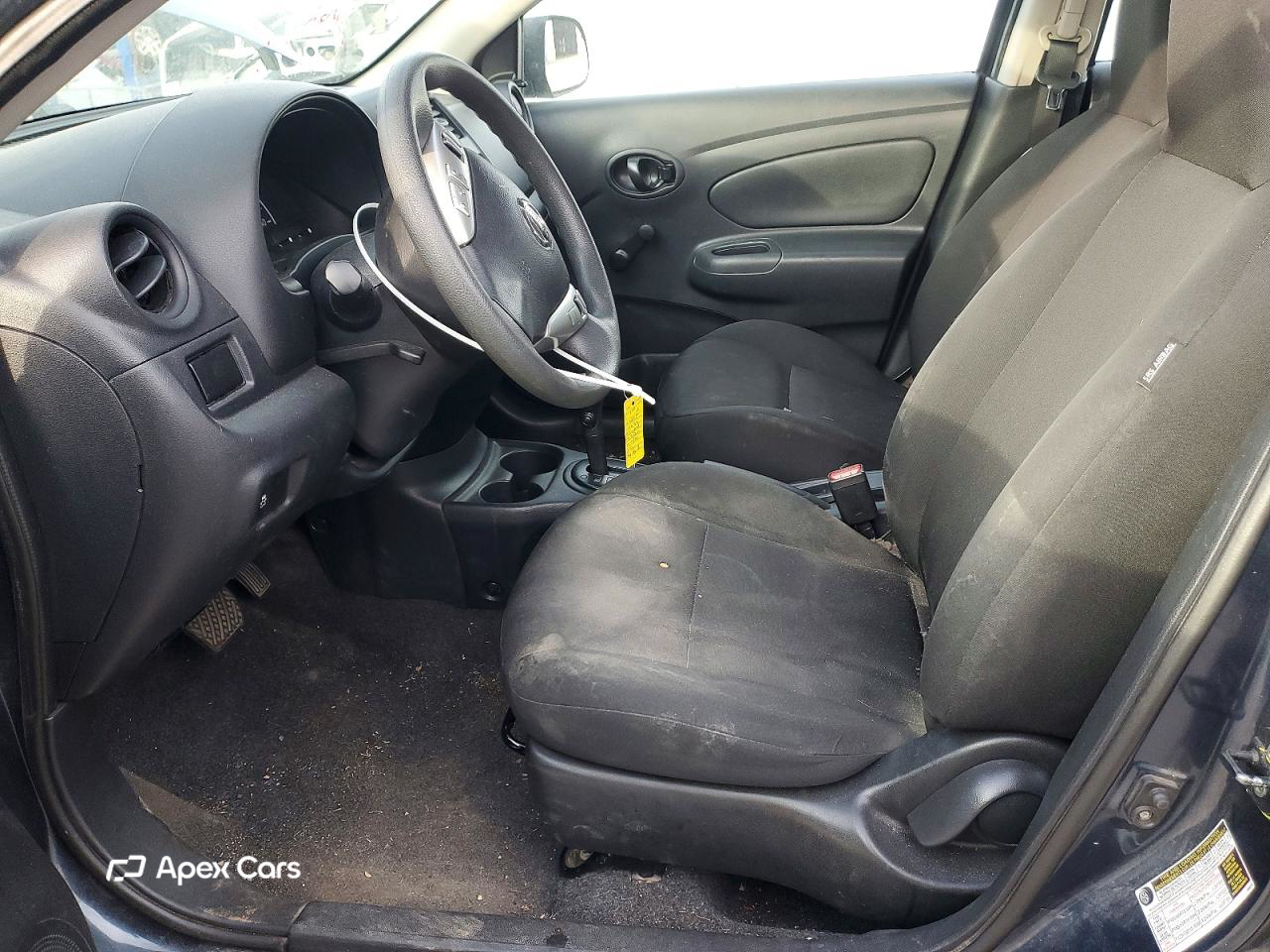 Nissan Versa 2015