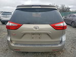 Toyota Sienna 2017