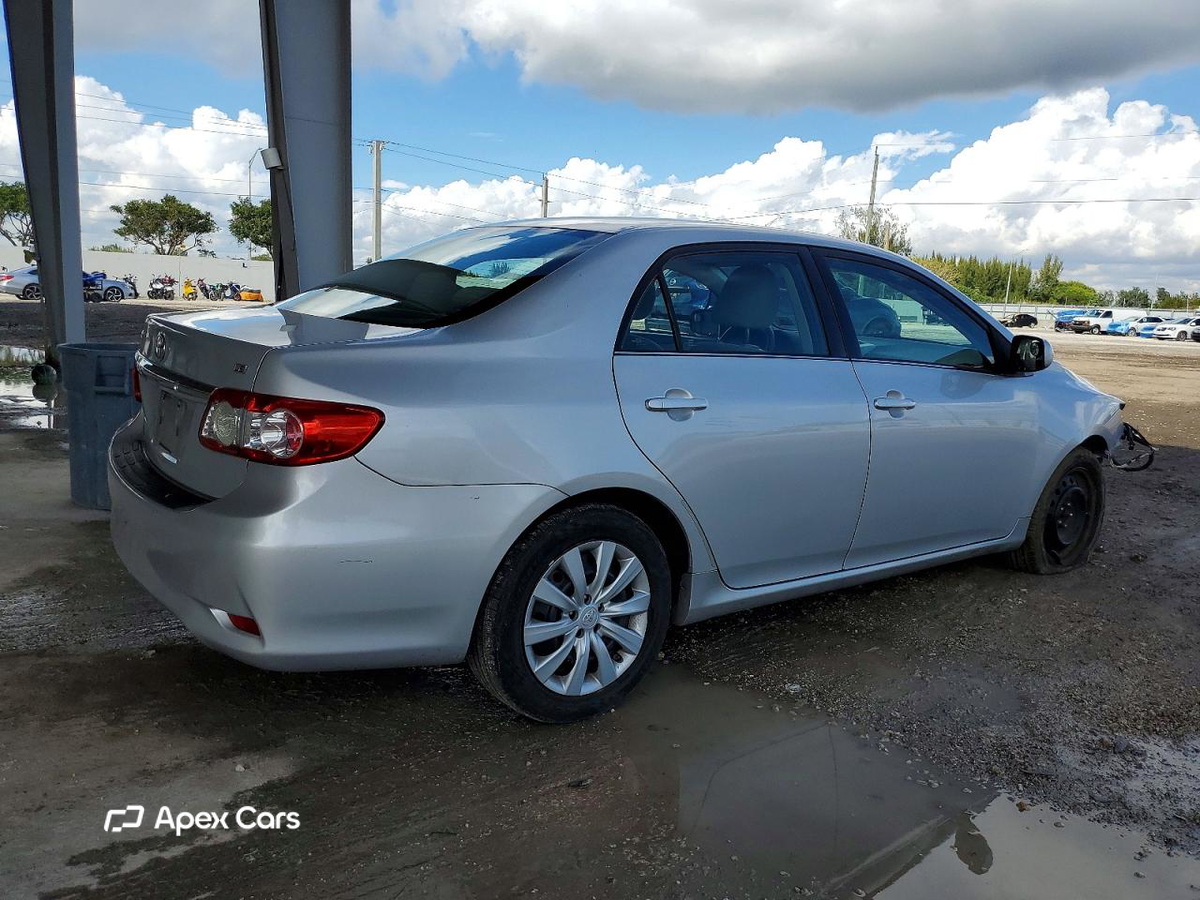 Toyota Corolla 2013