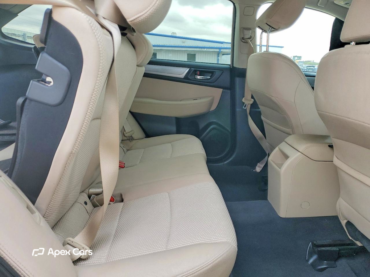 Subaru Outback 2016