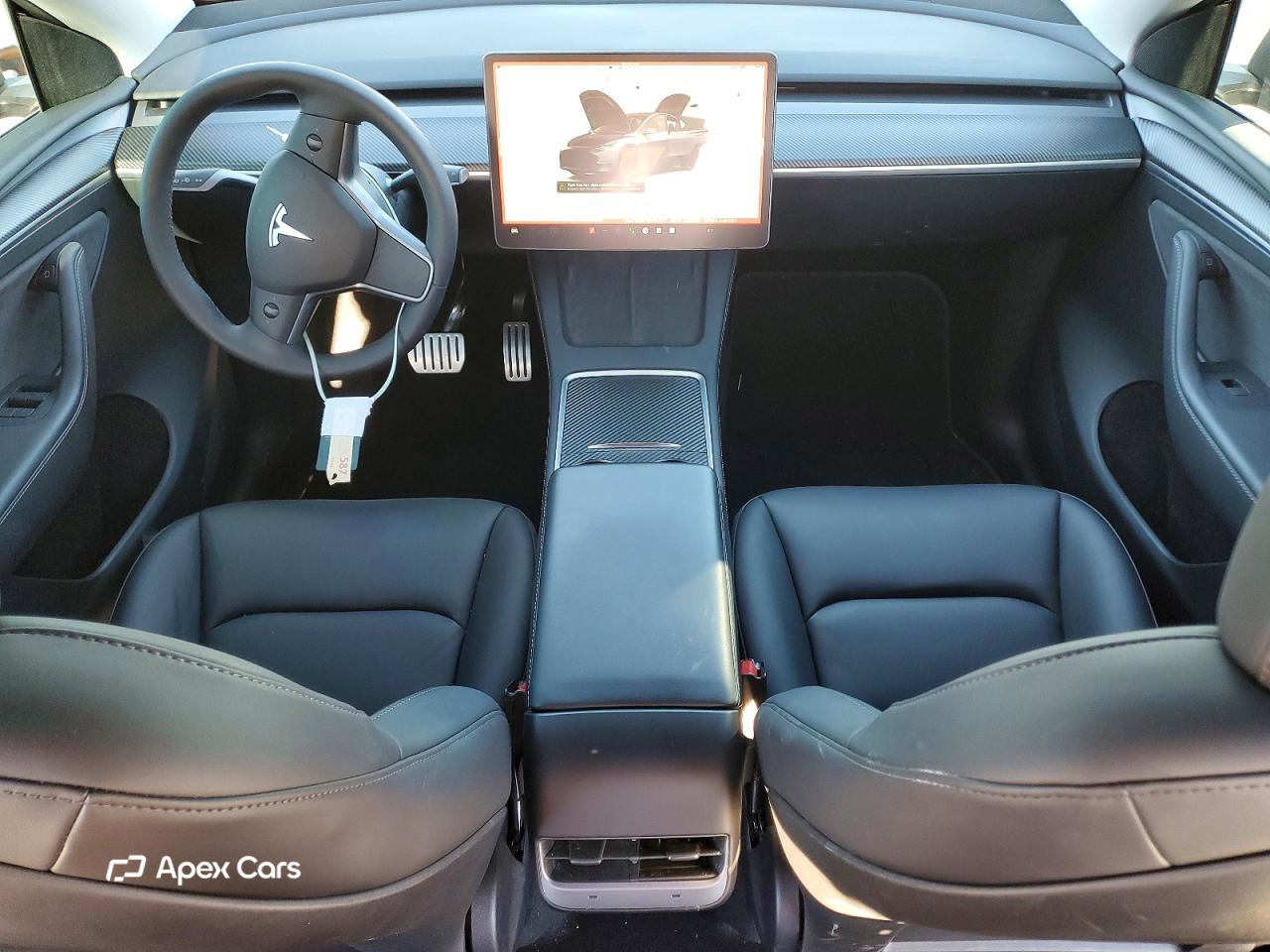 Tesla Model Y 2024