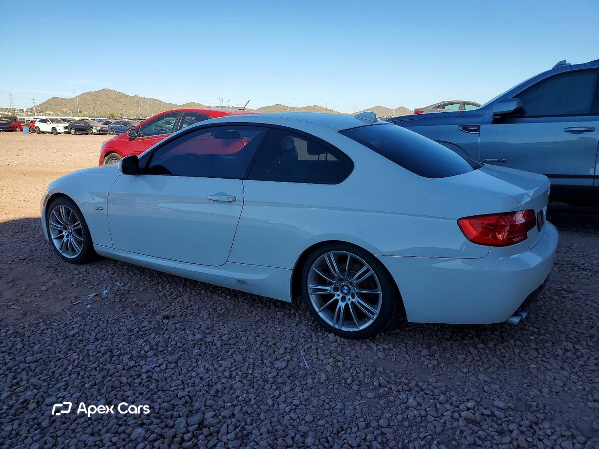 BMW Series 3 2011
