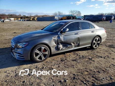 Mercedes-Benz E-klasse 2017 - Image 1 of 5