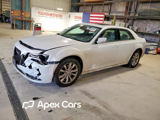 Chrysler 300 2016 - Image 1 of 12
