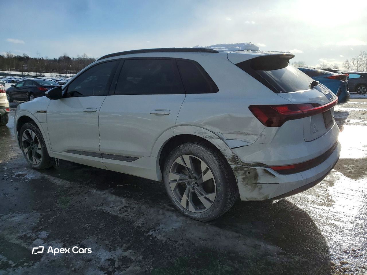 Audi e-tron 2022
