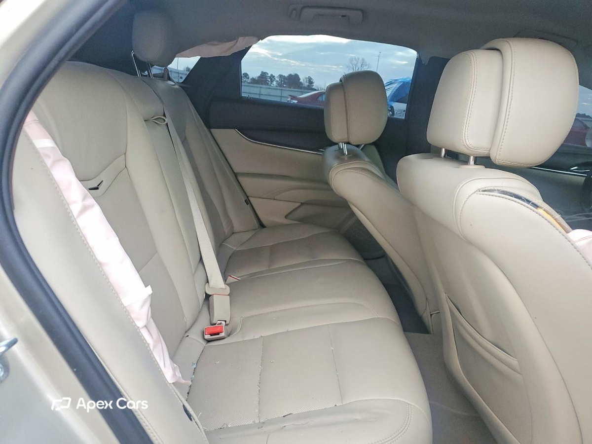 Cadillac XTS 2013