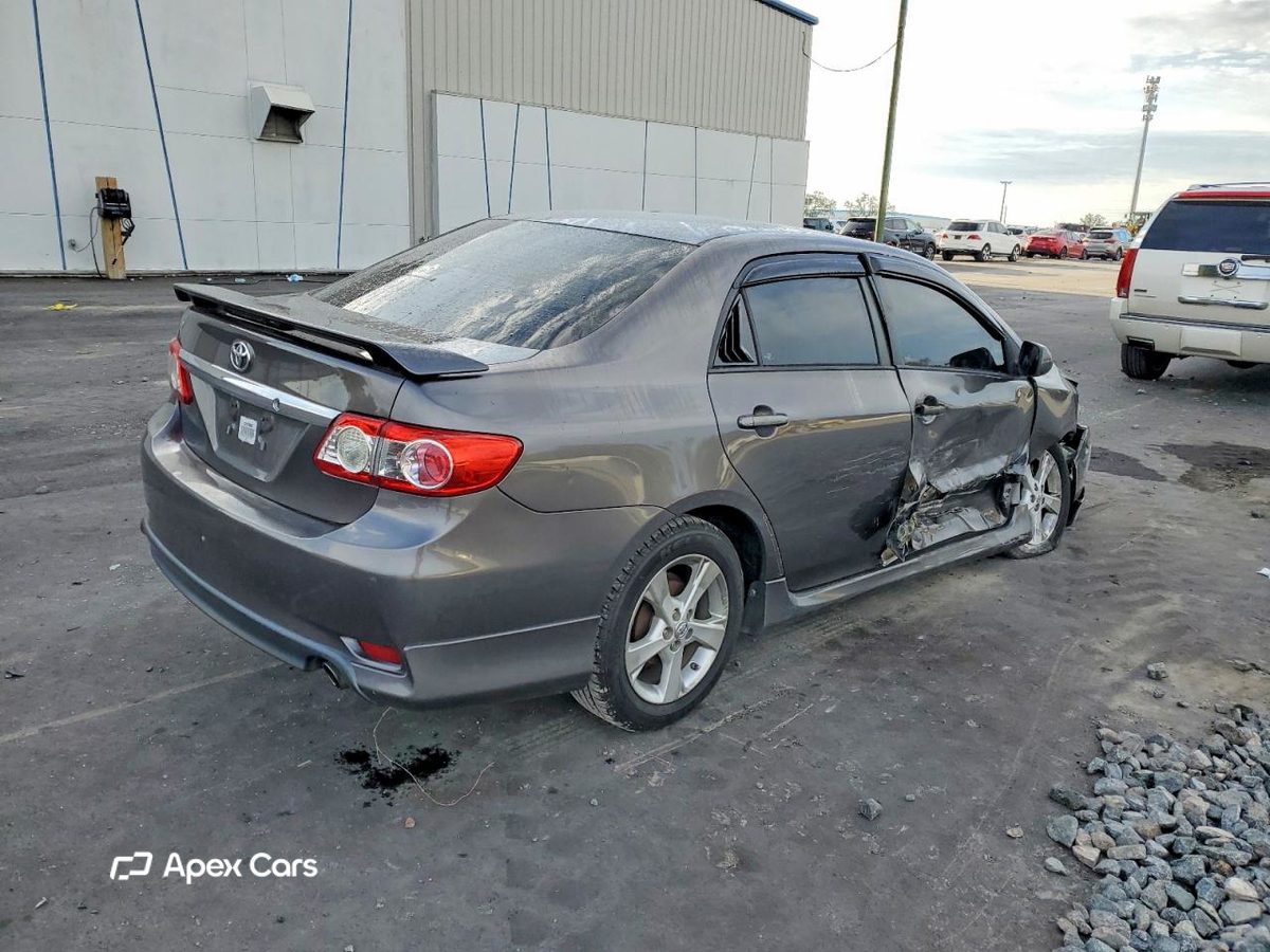 Toyota Corolla 2013