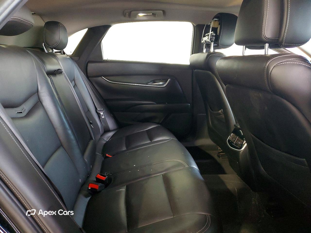 Cadillac XTS 2013