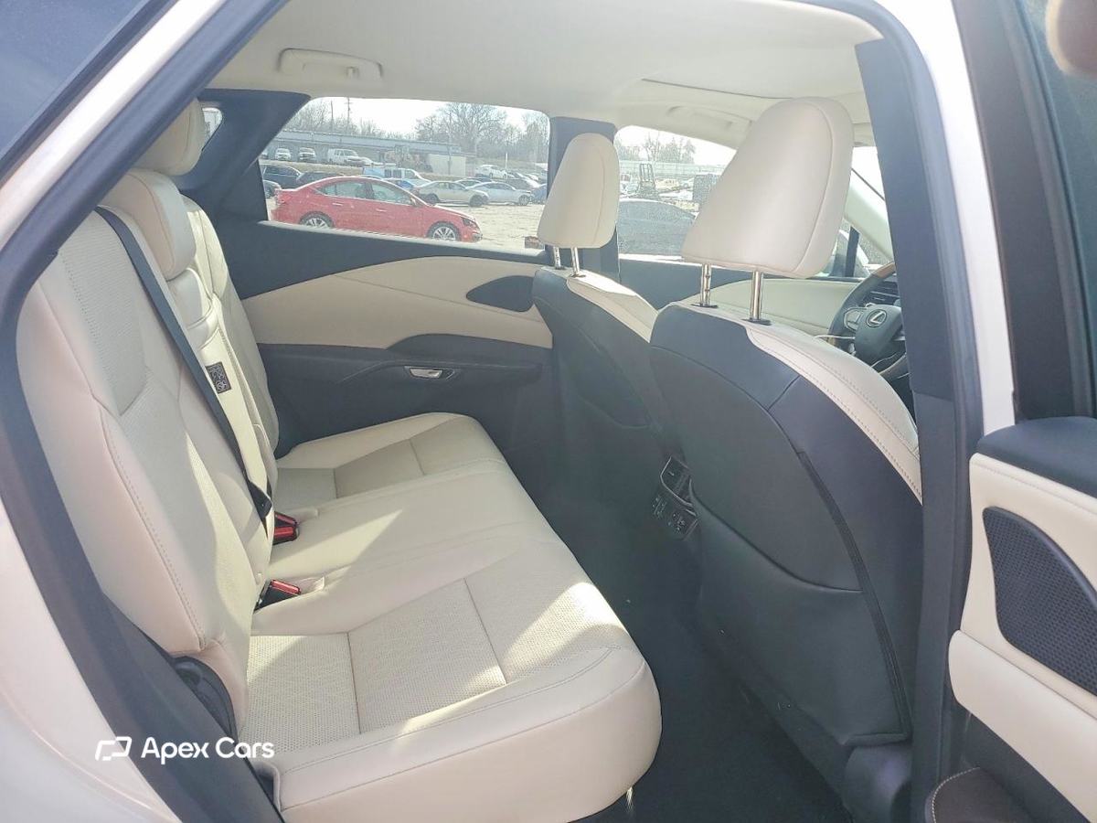 Lexus RX 2023