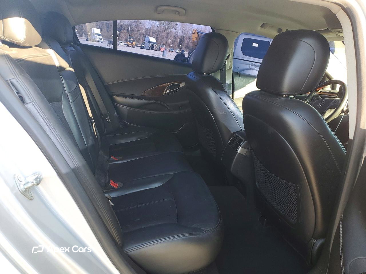 Buick LaCrosse 2012