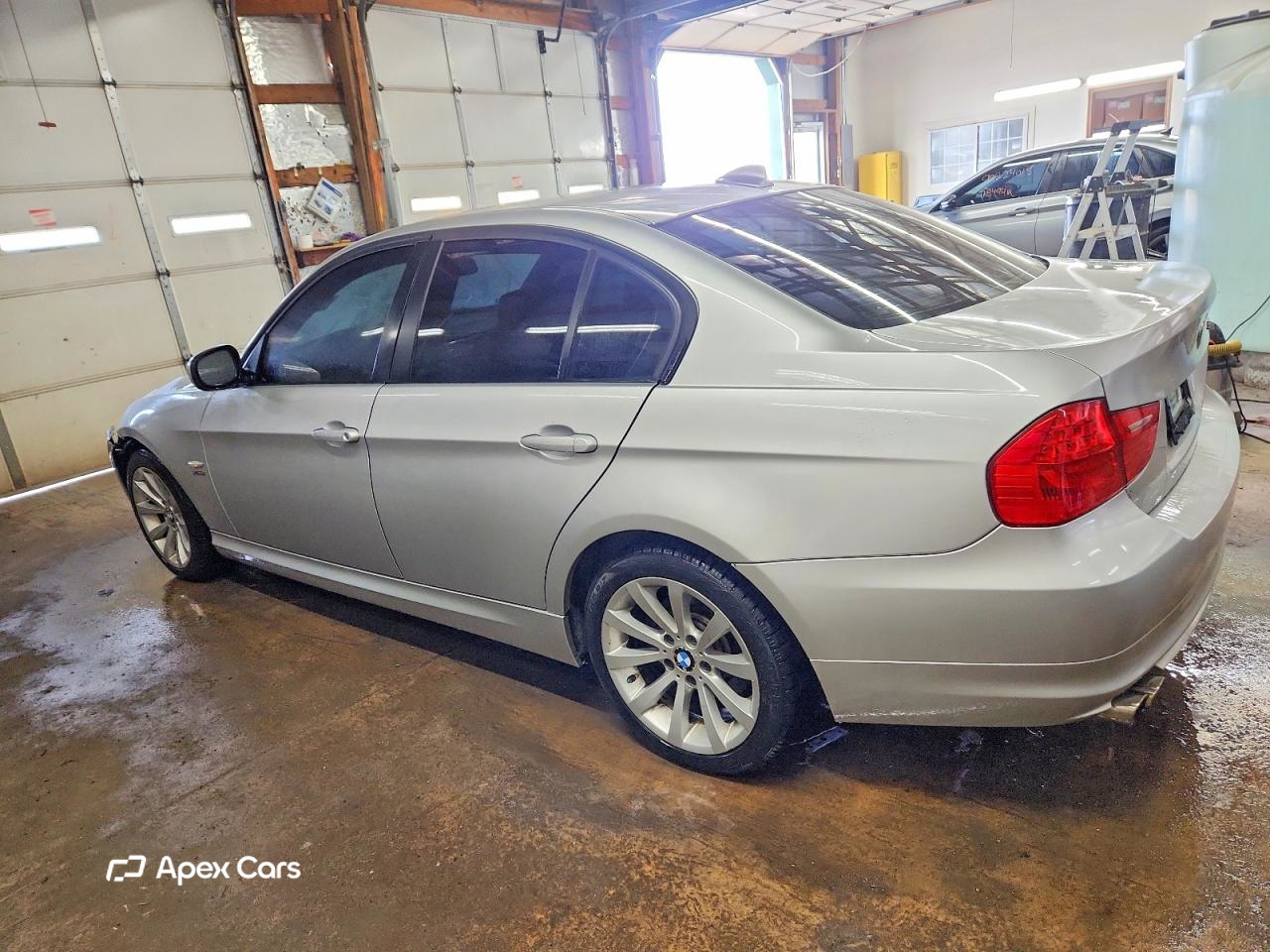 BMW Series 3 2011