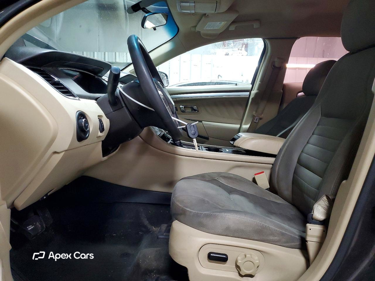 Ford Taurus 2015