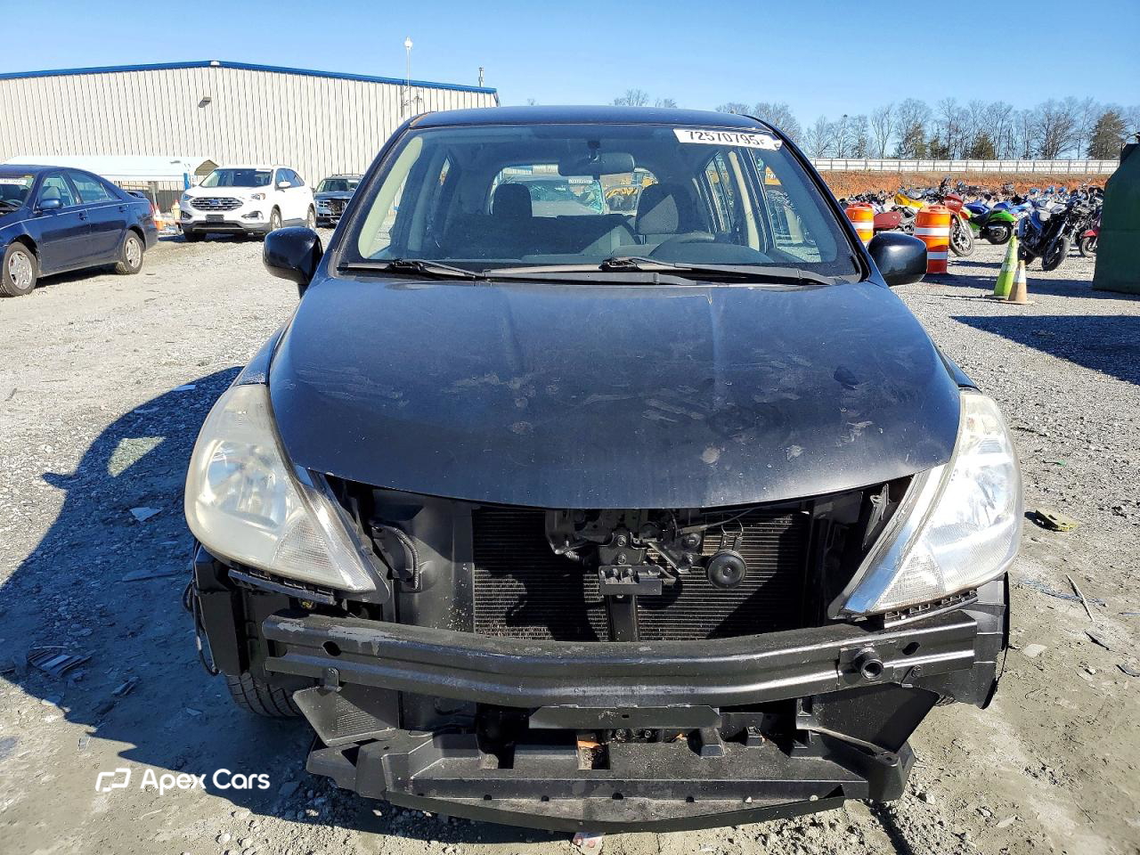 Nissan Versa 2011