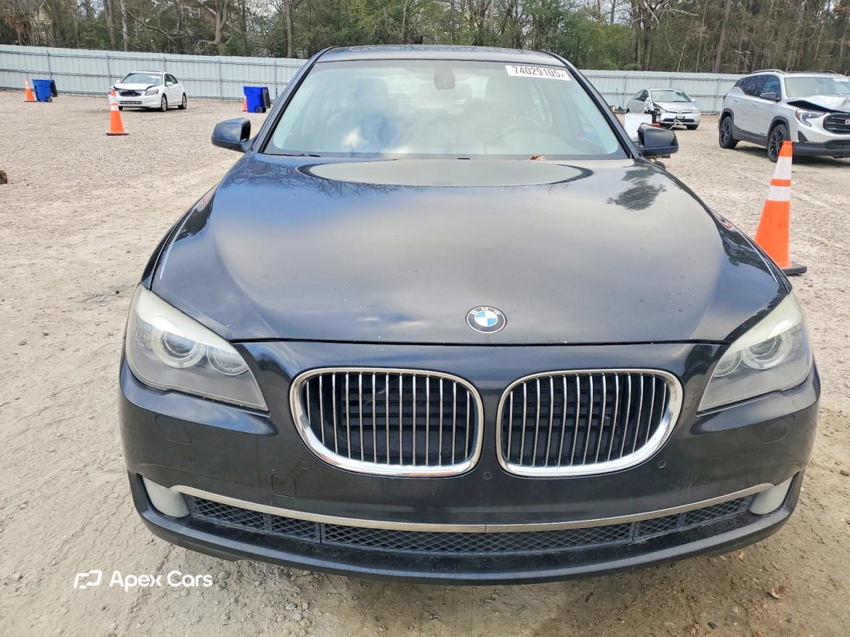 BMW Series 7 2012
