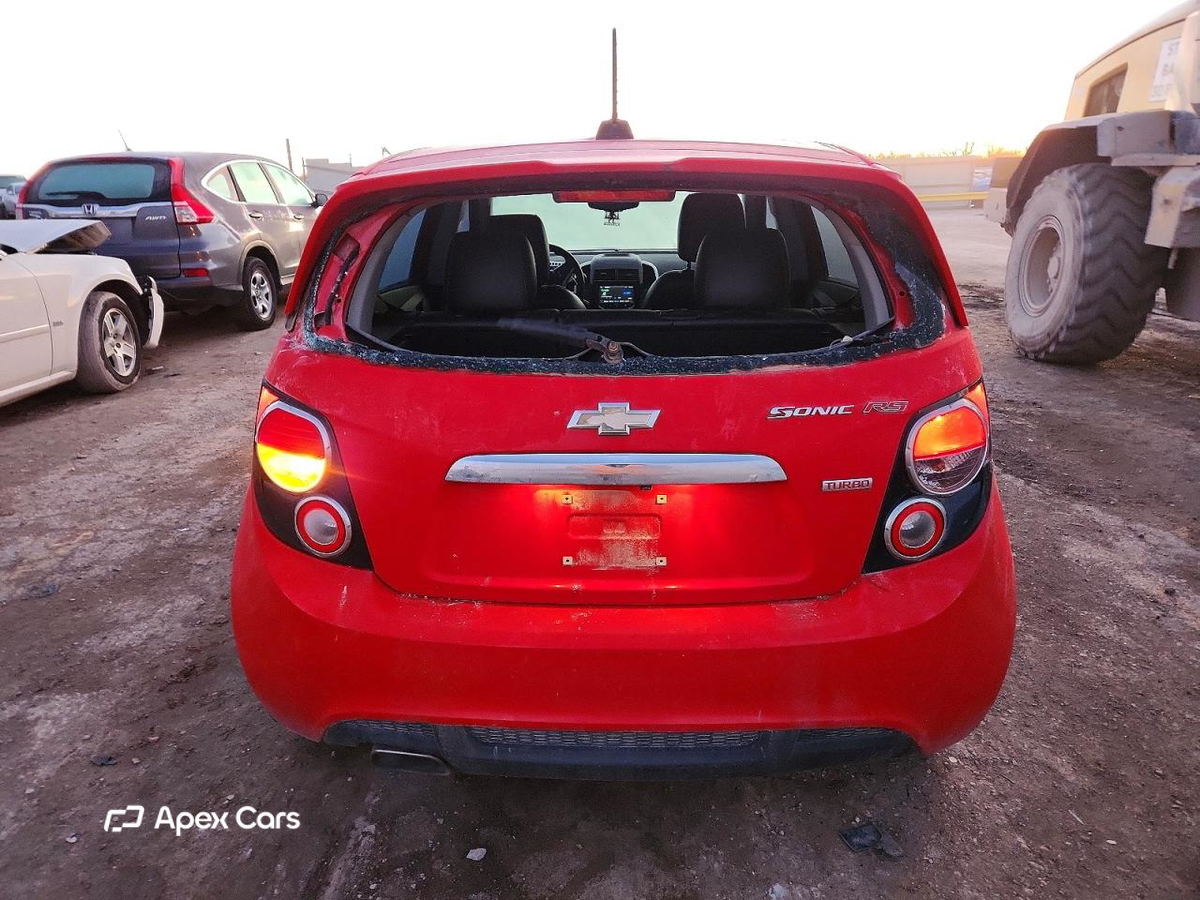 Chevrolet Sonic 2015