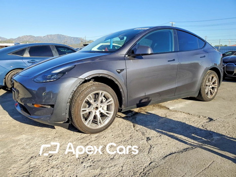 Tesla Model Y 2023 - Zdjęcie 1 z 13