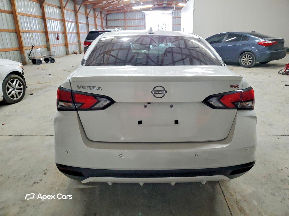 Nissan Versa 2023
