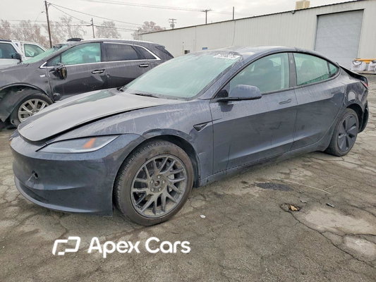 Tesla Model 3 2024 - Image 1 of 13