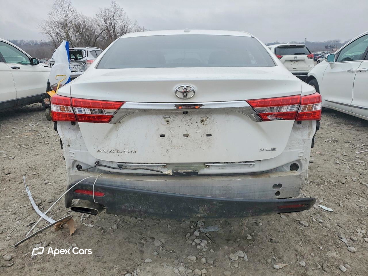 Toyota Avalon 2014