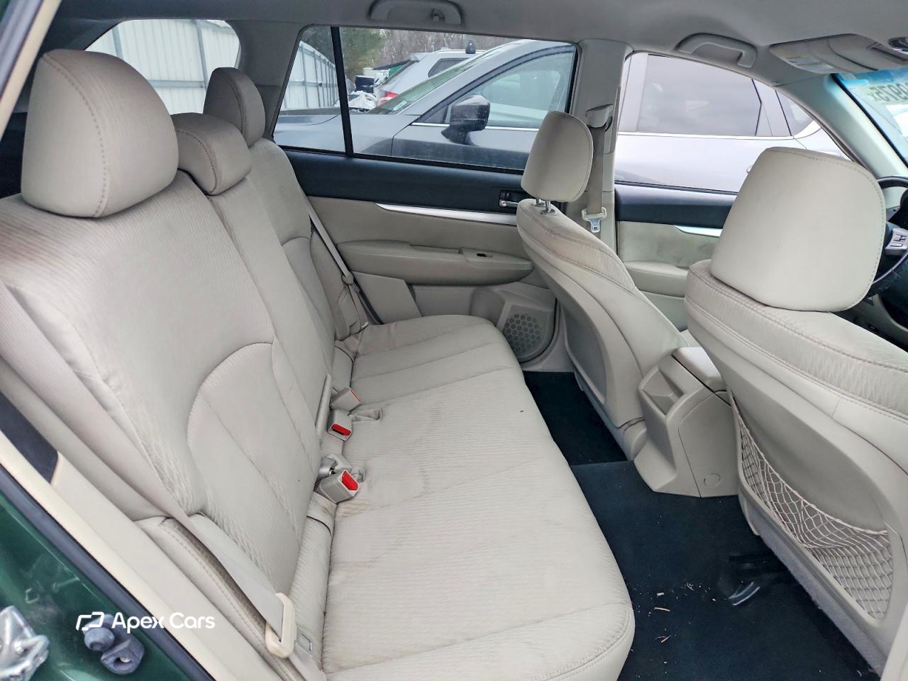 Subaru Outback 2011