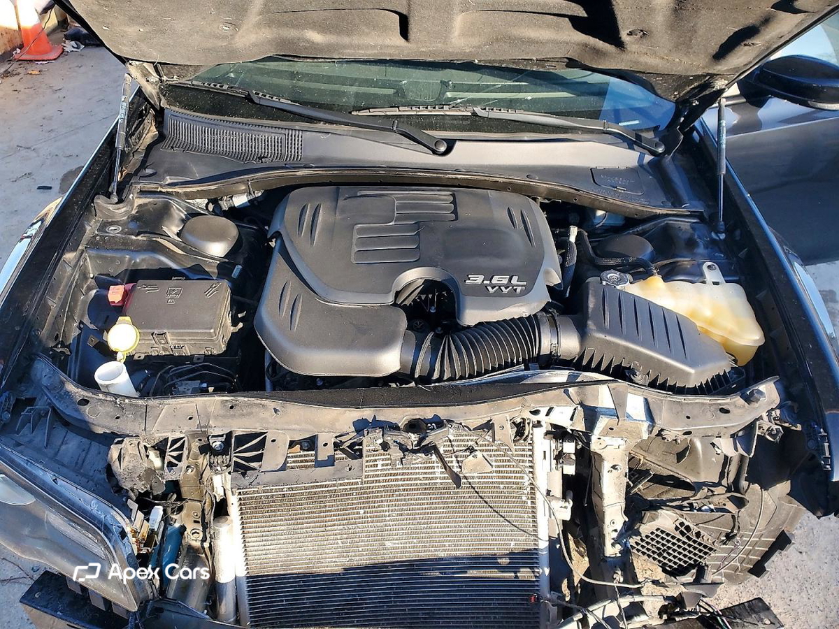 Chrysler 300 2021
