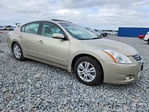 Nissan Altima 2010