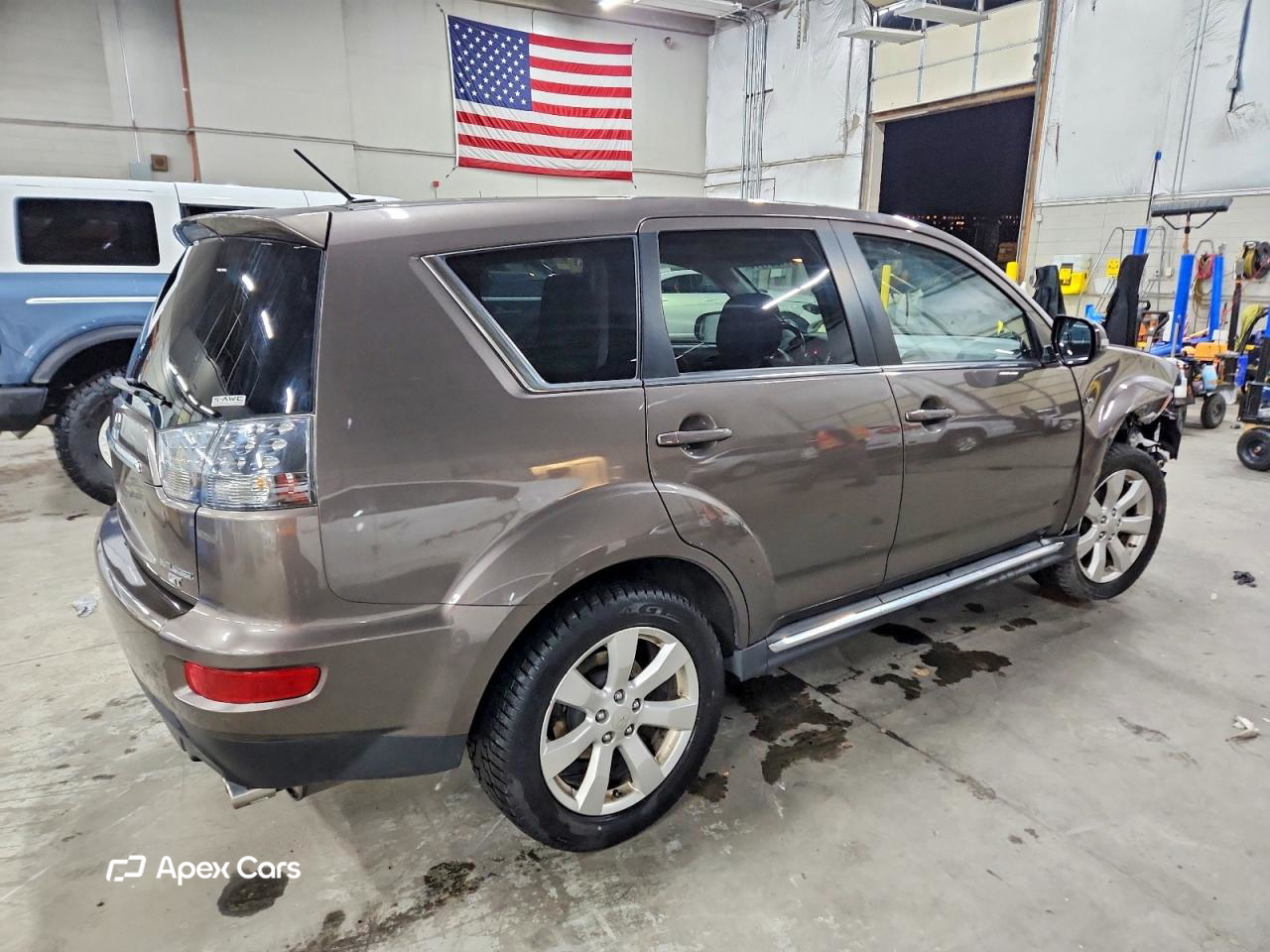 Mitsubishi Outlander 2012