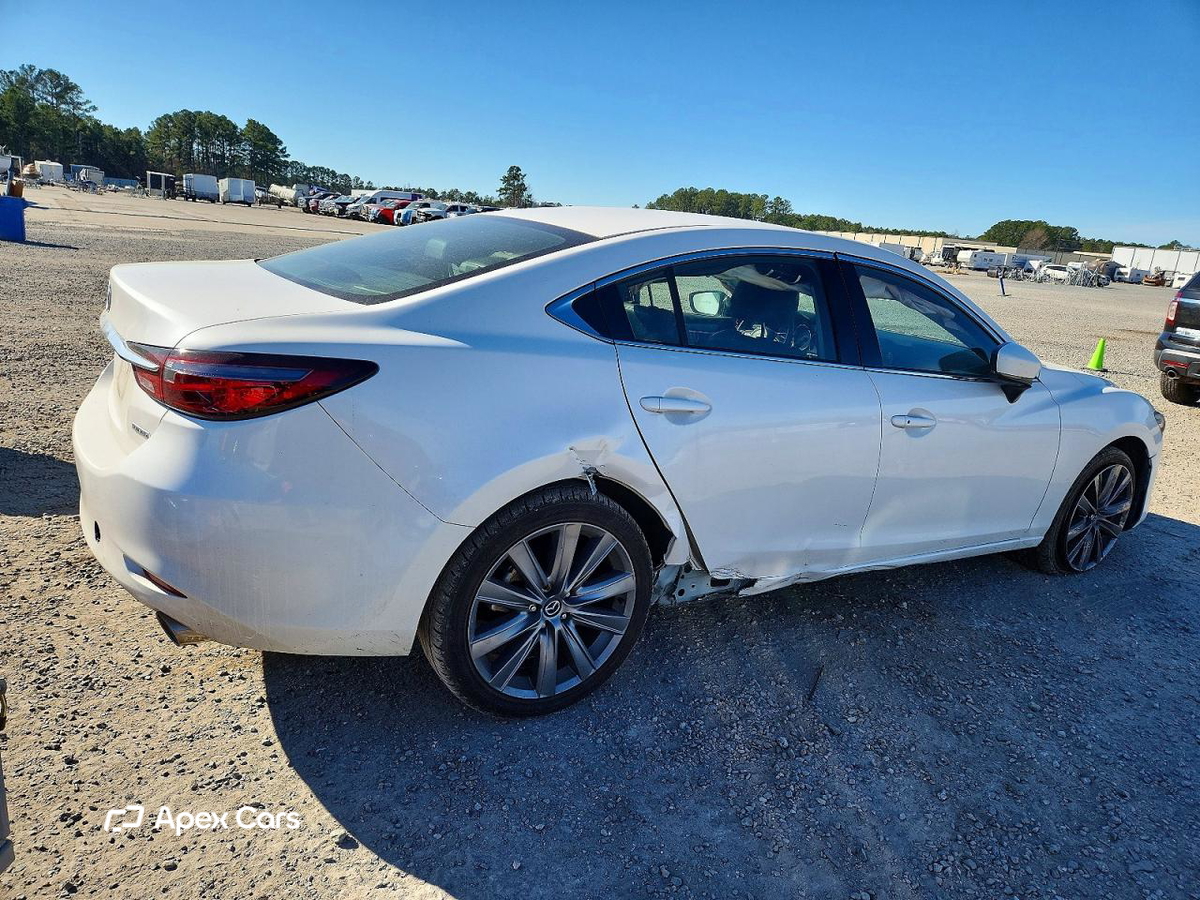 Mazda 6 2021
